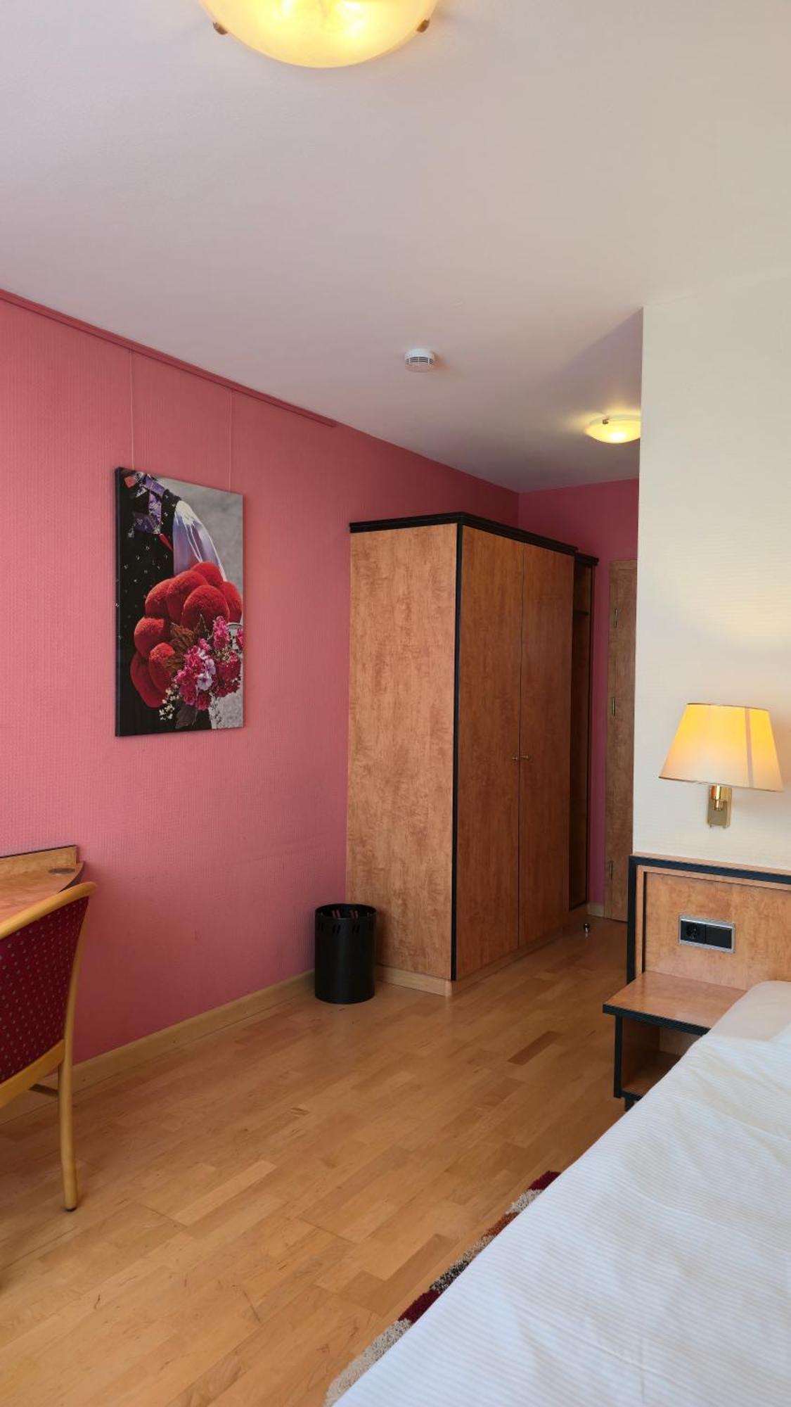 Boardinghouse Sonne Hotel Offenburg Szoba fotó